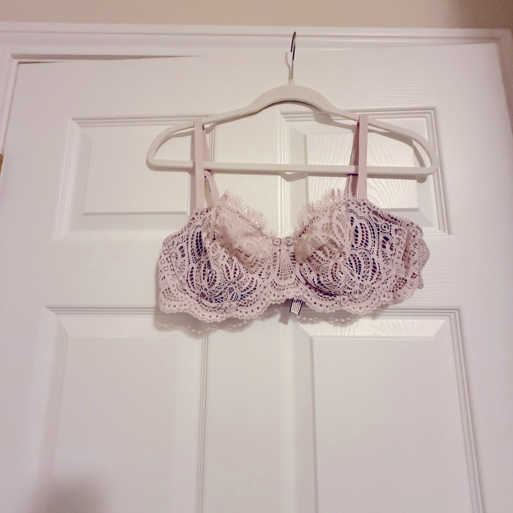 Victoria Secret Lace Bralette - Pink size 38C